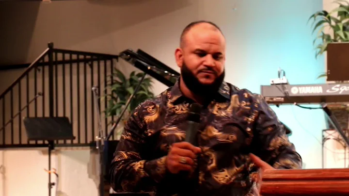 Pastor Denny Acosta sunday service