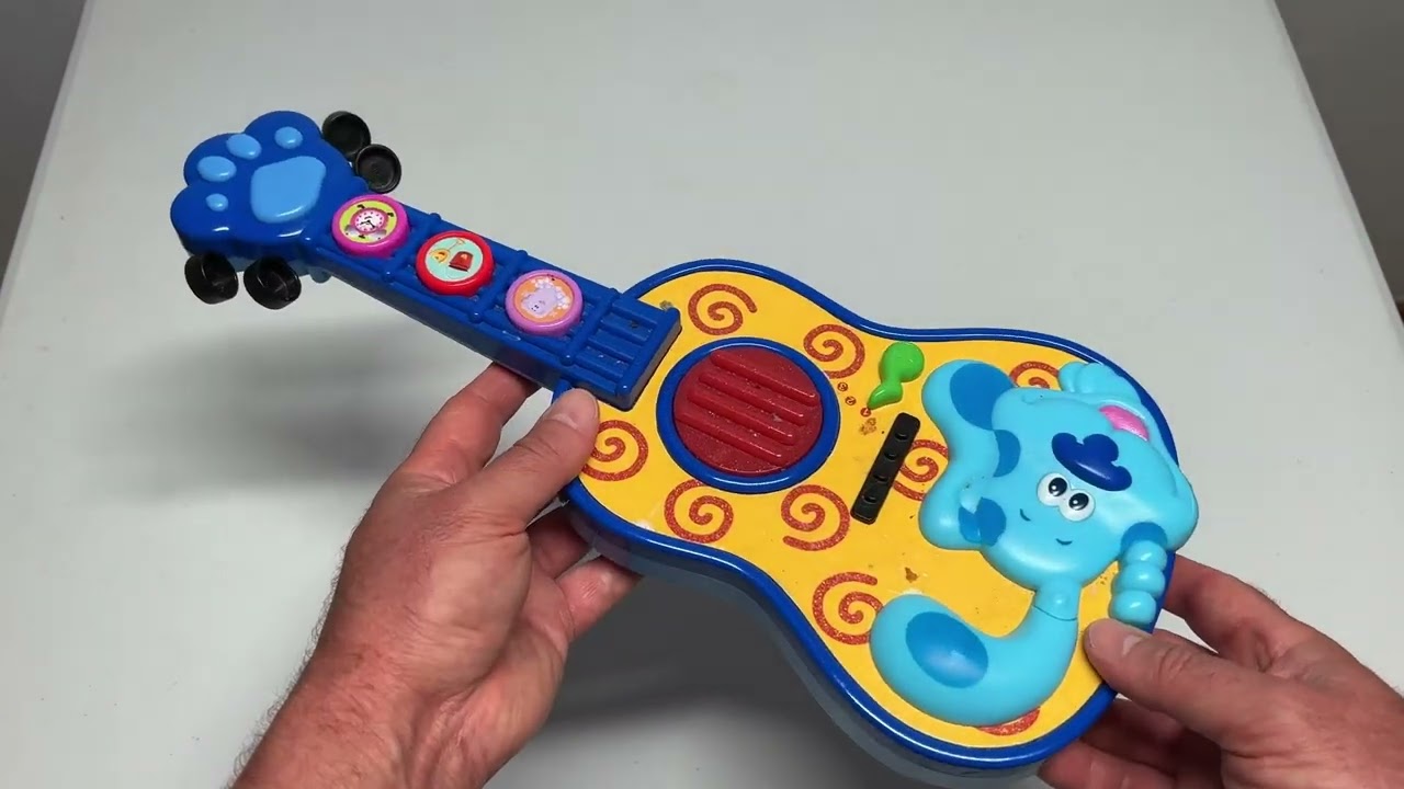 Just Play Blue's Clues & You! Sing Along Guitar, Lights and Sounds Kids Guitar Toy Review