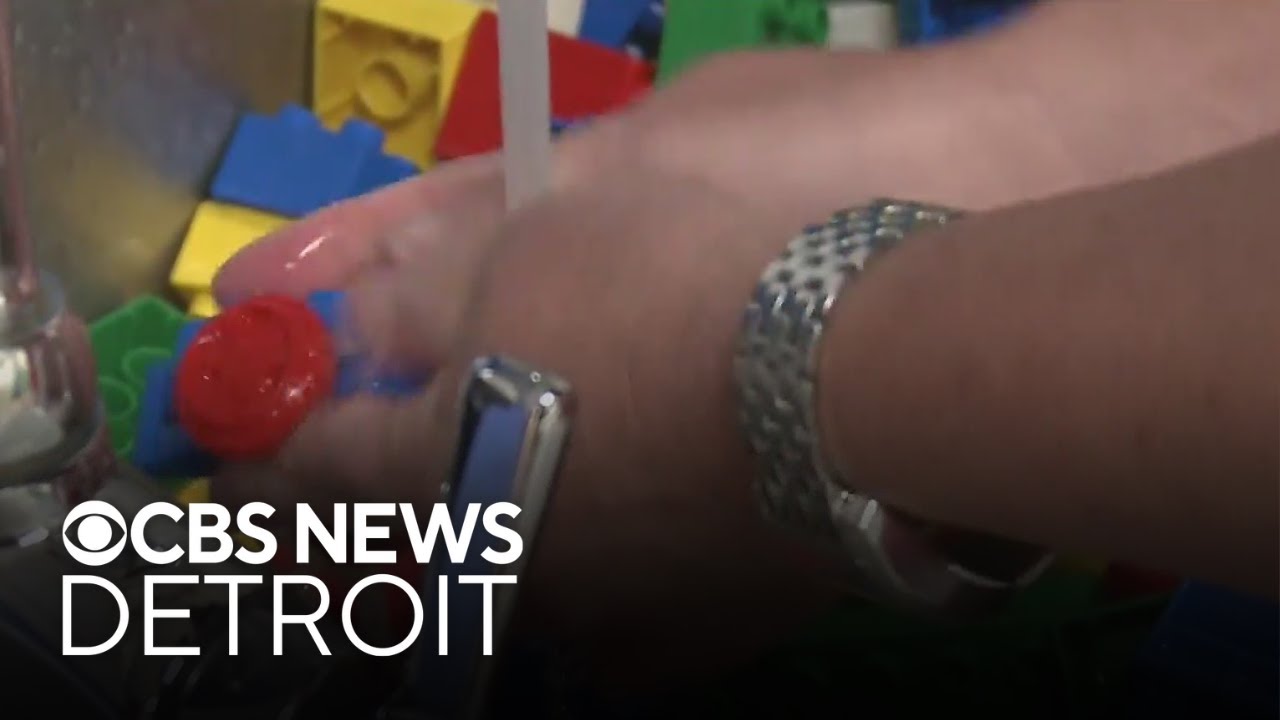 Doctors say norovirus cases are on the rise - YouTube