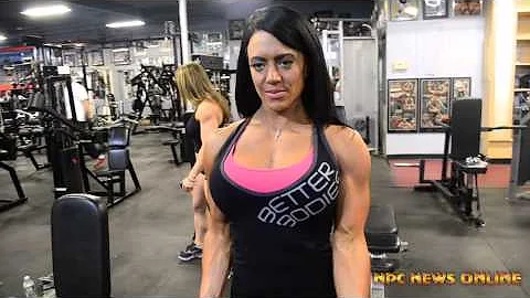 Kelly Lyons NPC Figure Competitor |Training at the...