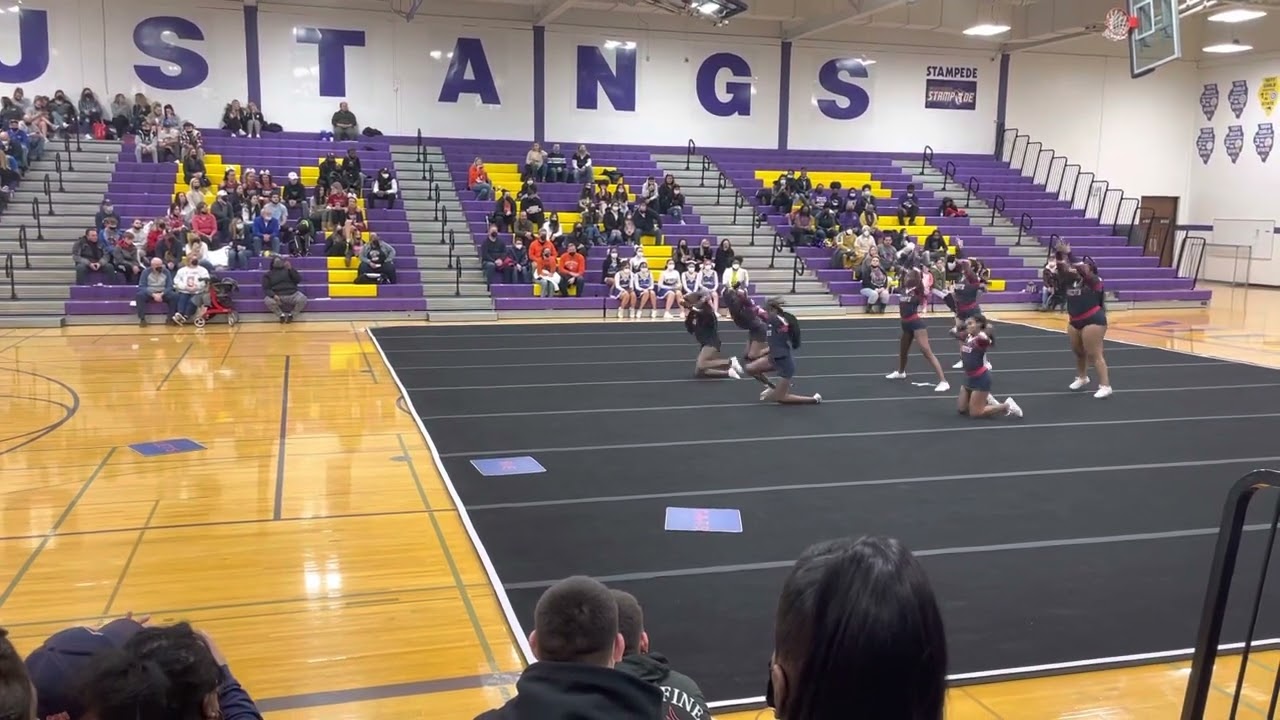 UIC College Prep Medium Varsity Cheer 2021 2022 YouTube uic-college-prep-medium-varsity-cheer-2021-2022-youtube