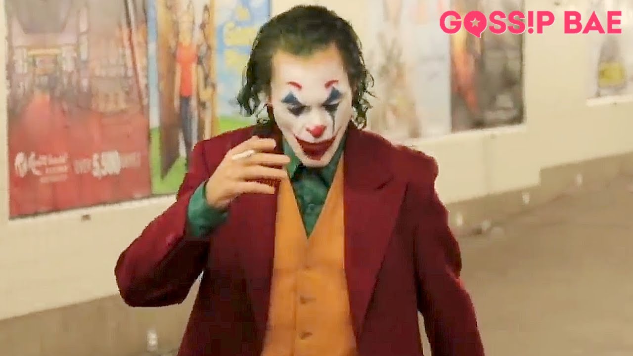 Joaquin Phoenixs Joker In Dramatic Chase Scene Youtube