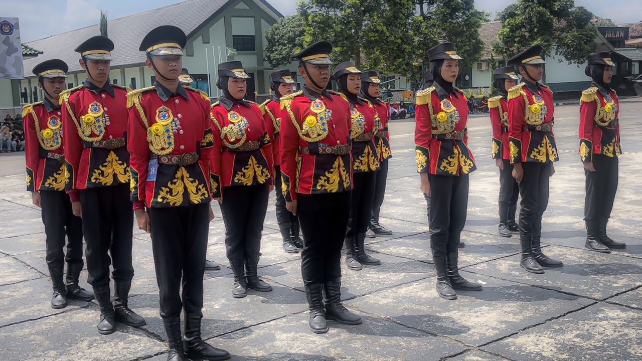 MERINDING! PASKIBRA SMPN 1 PADALARANG LKBB SMK KARYA BHAKTI PUSDIKPAL