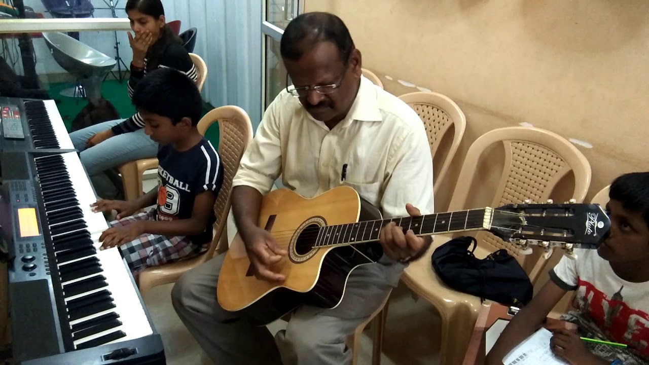 Senthura from bogan on keyboard