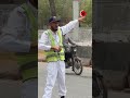 Karachi: How traffic officer Faheem Gul became a social media sensation