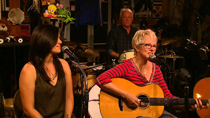 "Ah Si Mon Moine" performed by Tracy Newman and Pa...