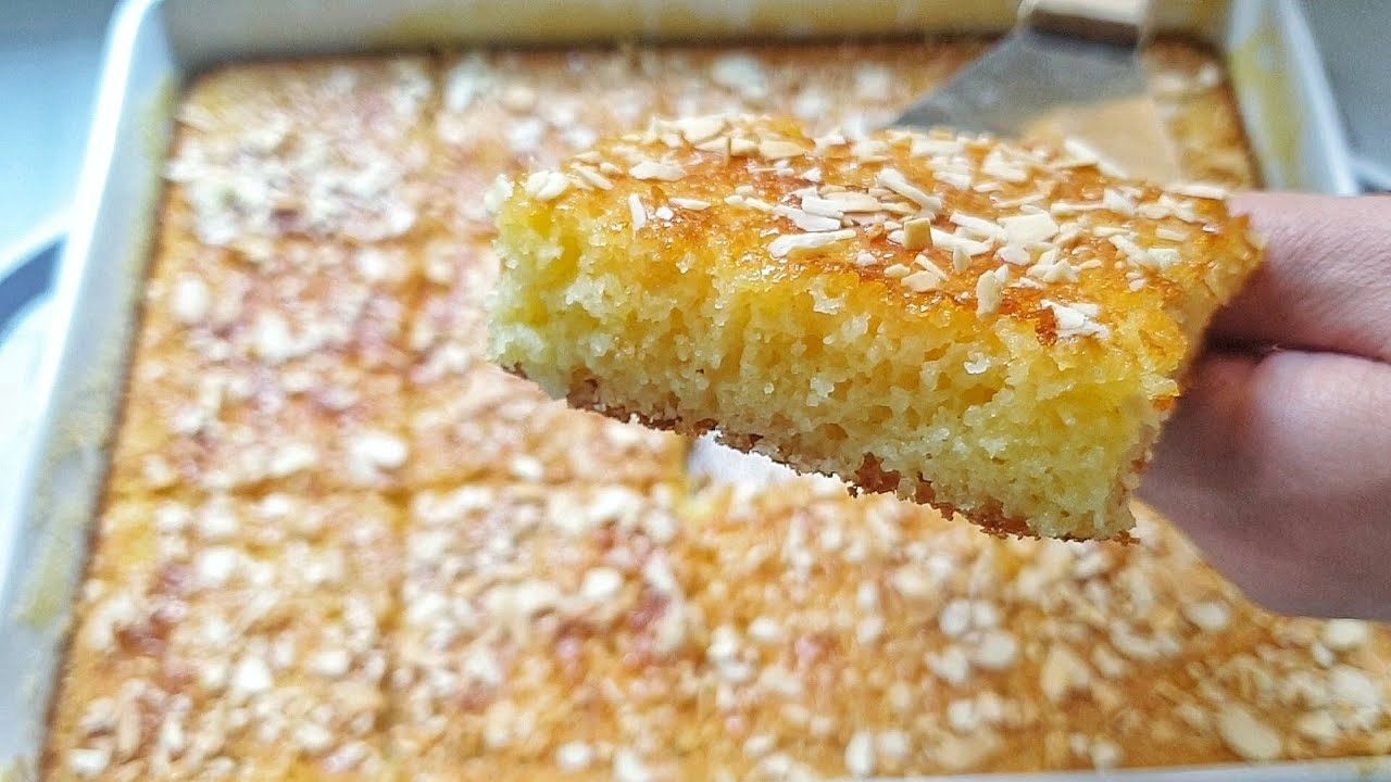 بسبوسة سرييييعة تحضر في دقائق كبييرة بحجم عائلي ولذييذة جدا كذووووب فالفم 😋