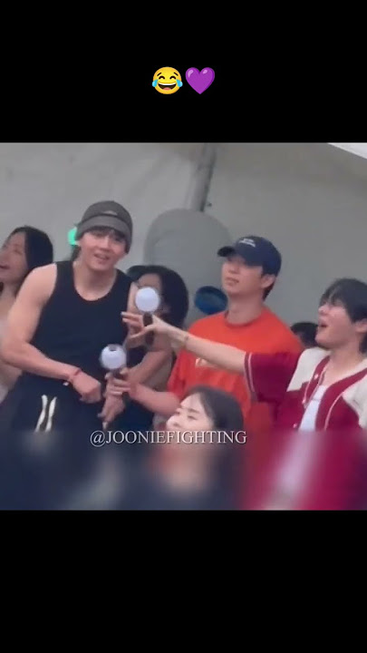 RM, J-HOPE & V vibing to 'Super Tuna' #jin #runseokjin_tour #bts