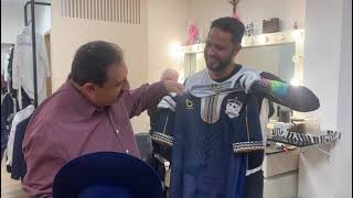 Ratinho Carlos Roberto Massa um presente que entreguei atraves do Pedro