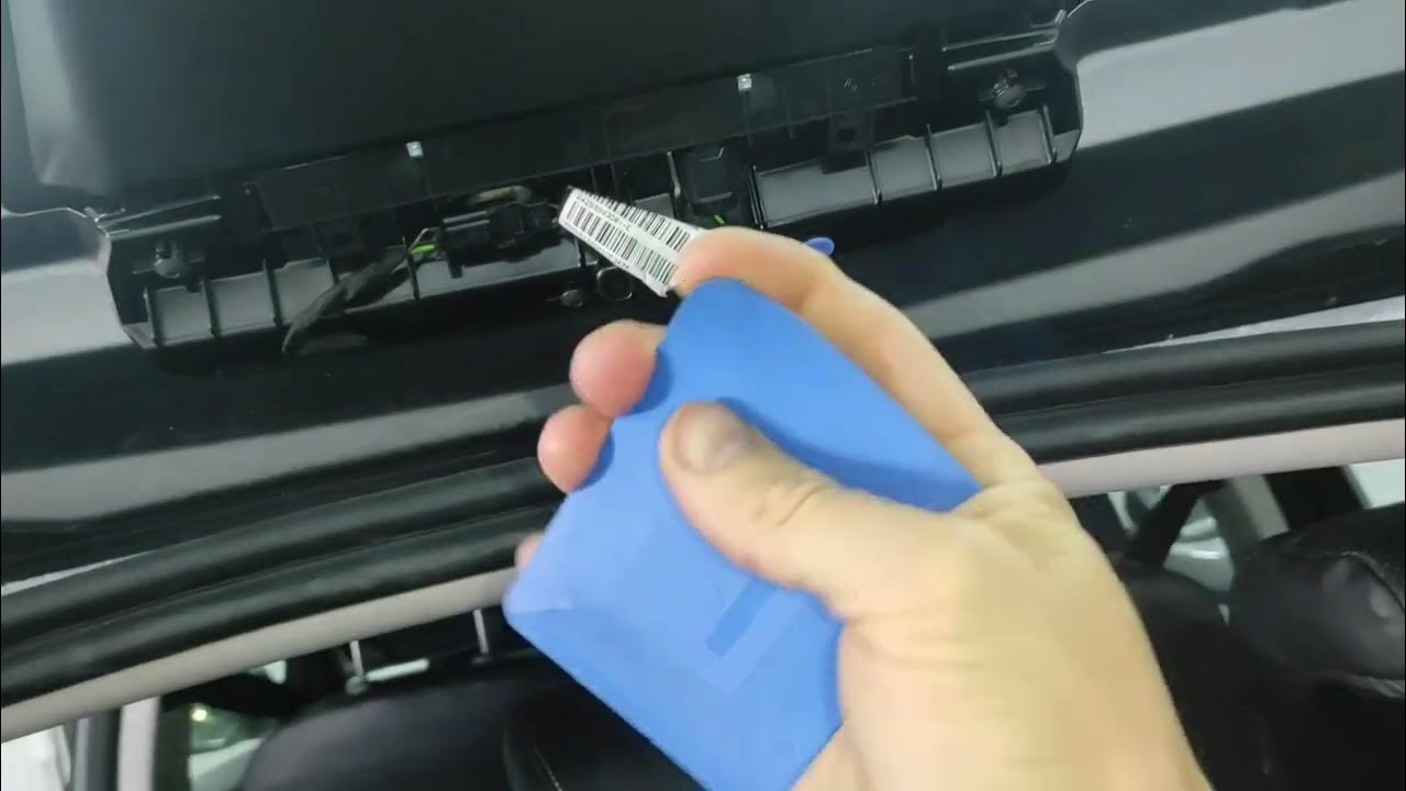 Как снять дополнительный стоп сигнал Рено Аркана - YouTube