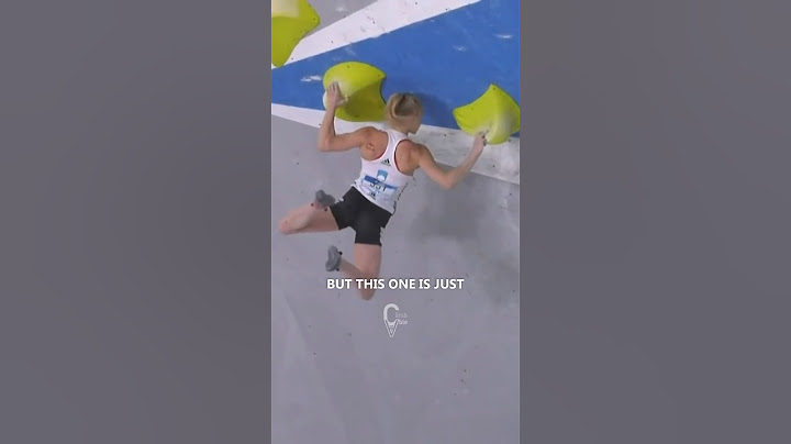 Janja Garnbret 🇸🇮 Effortless Flash 📸⚡️🤷‍♀️