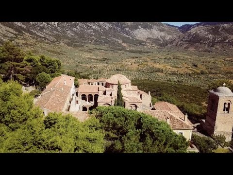 The hot spot that people miss.  Today we take a school trip! Vlog 20 Greece