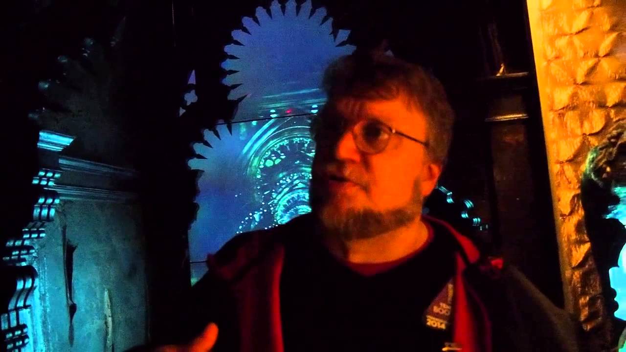 Guillermo del Toro guided tour of 'Crimson Peak'