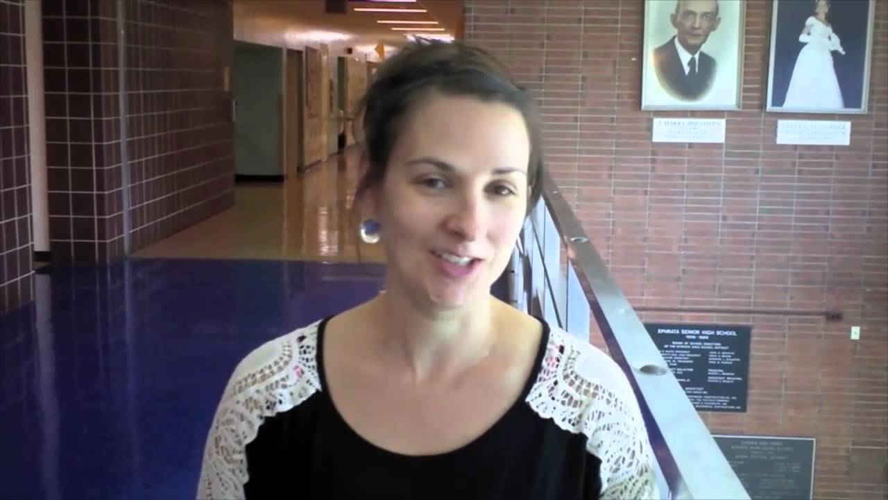 Artist describes student project in Ephrata High School lobby