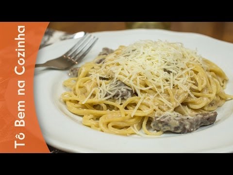 Vídeo: Como Fazer Uma Caçarola De Espaguete E Carne
