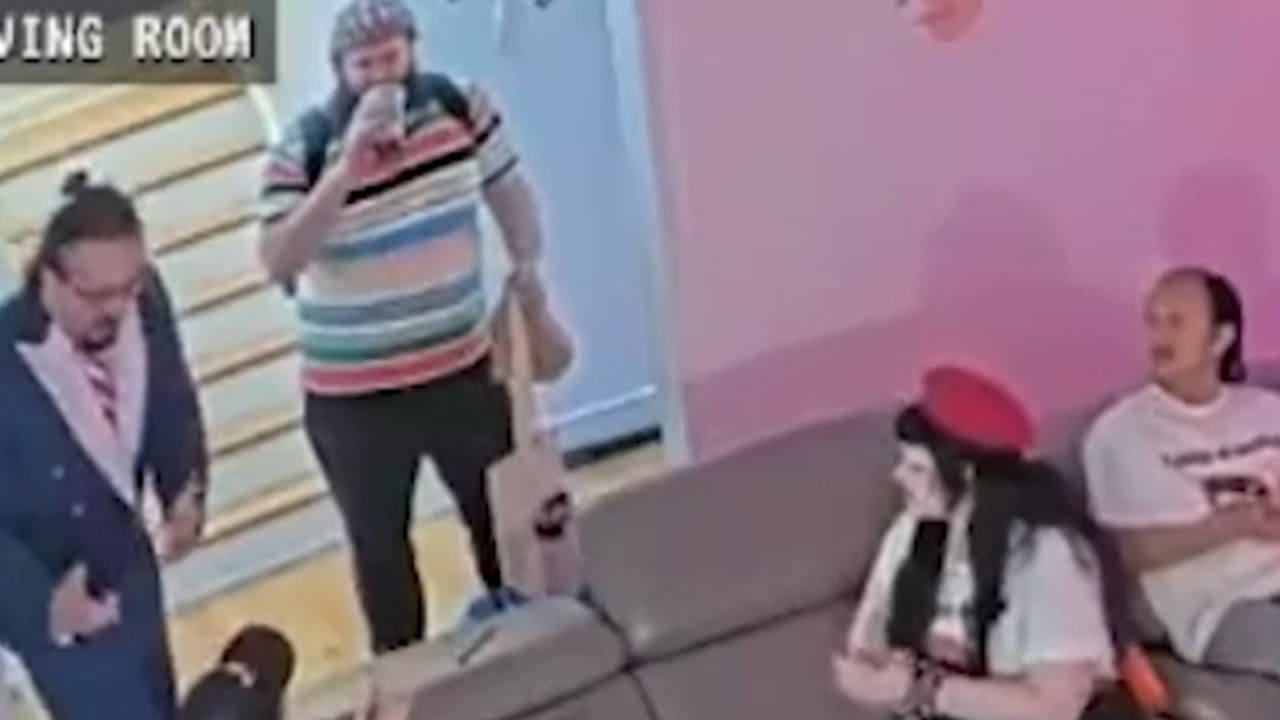 Frank Hassle Enters The Tank Fishtank.live YouTube