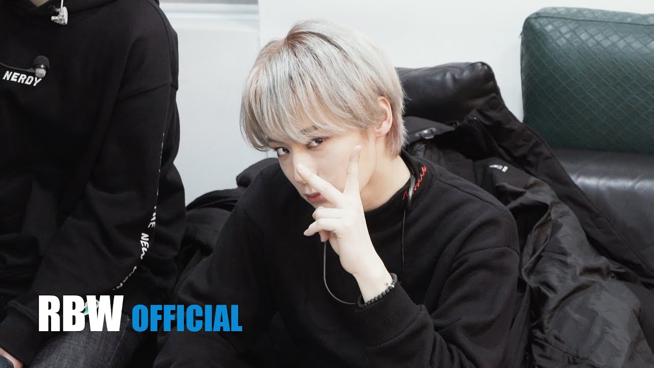 LIVE ONEUS] ONEUS 1ST ANNIVERSARY 'OUR MOMENT' BEHIND - YouTube