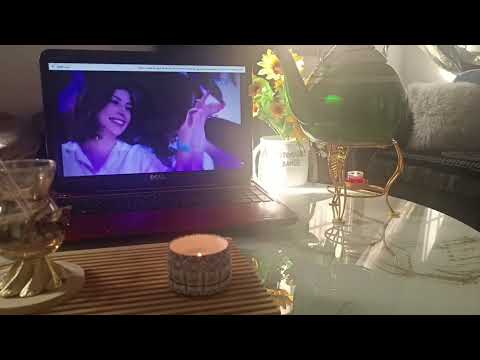 غلطة البنات بالقعدات لما نحول الملل لفيلم وثائقي عن حياتنا