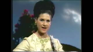 Video thumbnail of "Kitty Wells - Paying for that Backstreet Affair"