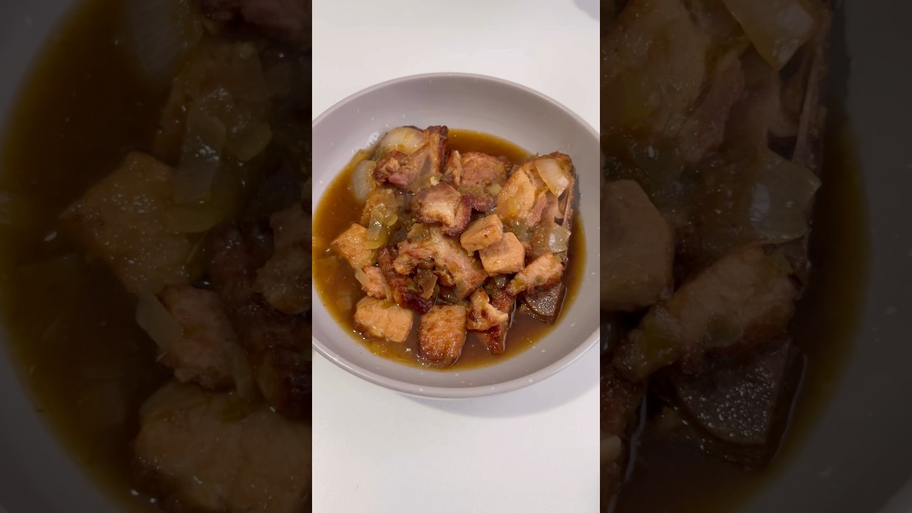 Empezando el Lunes con unas ricas chuletas ahumadas en salsa verde! 