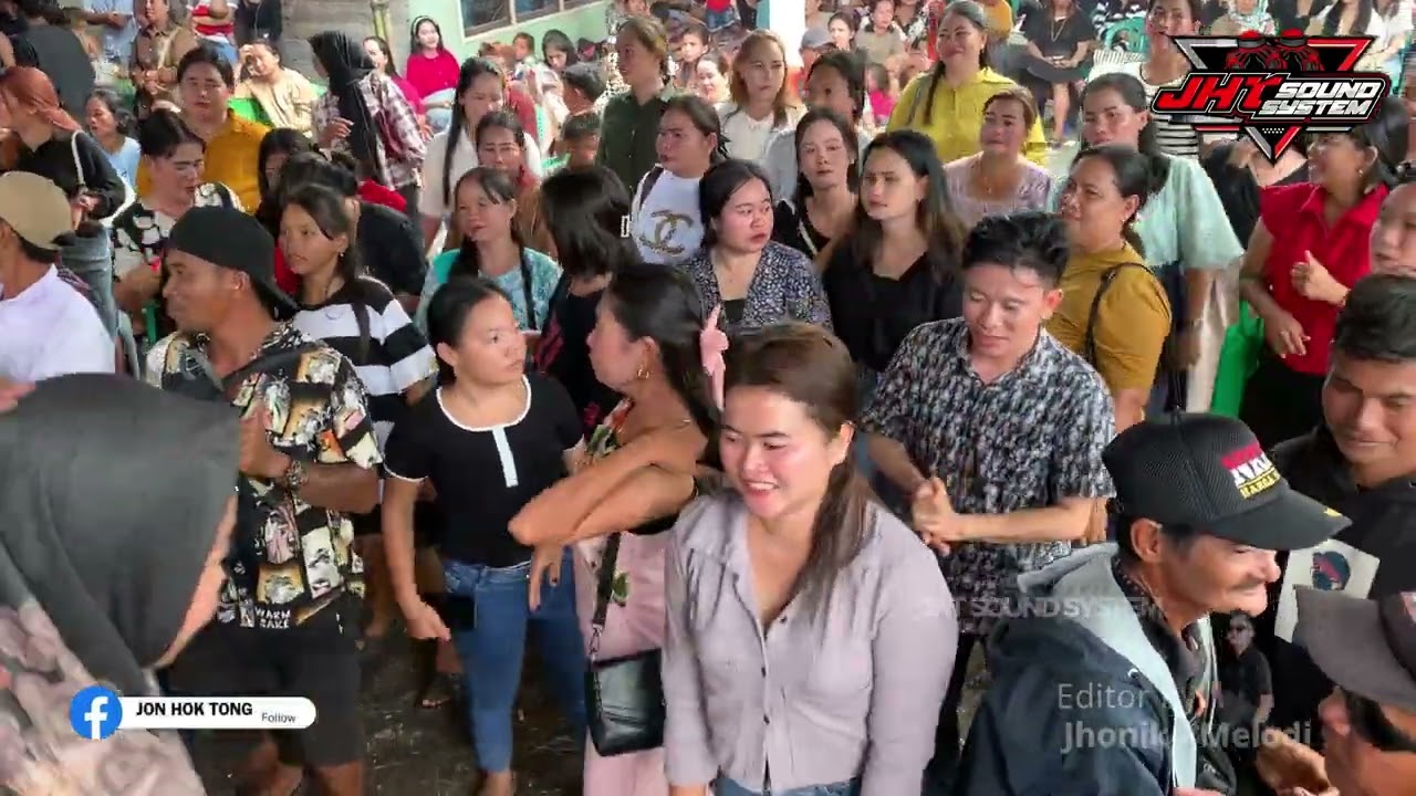 BUNDARAN DAHUYAN BY ERNATALIA - WEDDING PARTY KASIH & RONI - DESA GAWING