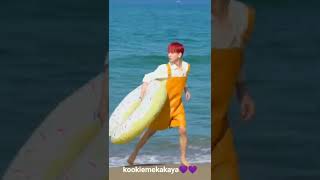 This Jimin.....at beach😂🌴⛱️🌊                                          #BTS #jimin 💜💜💜💜💜💜💜