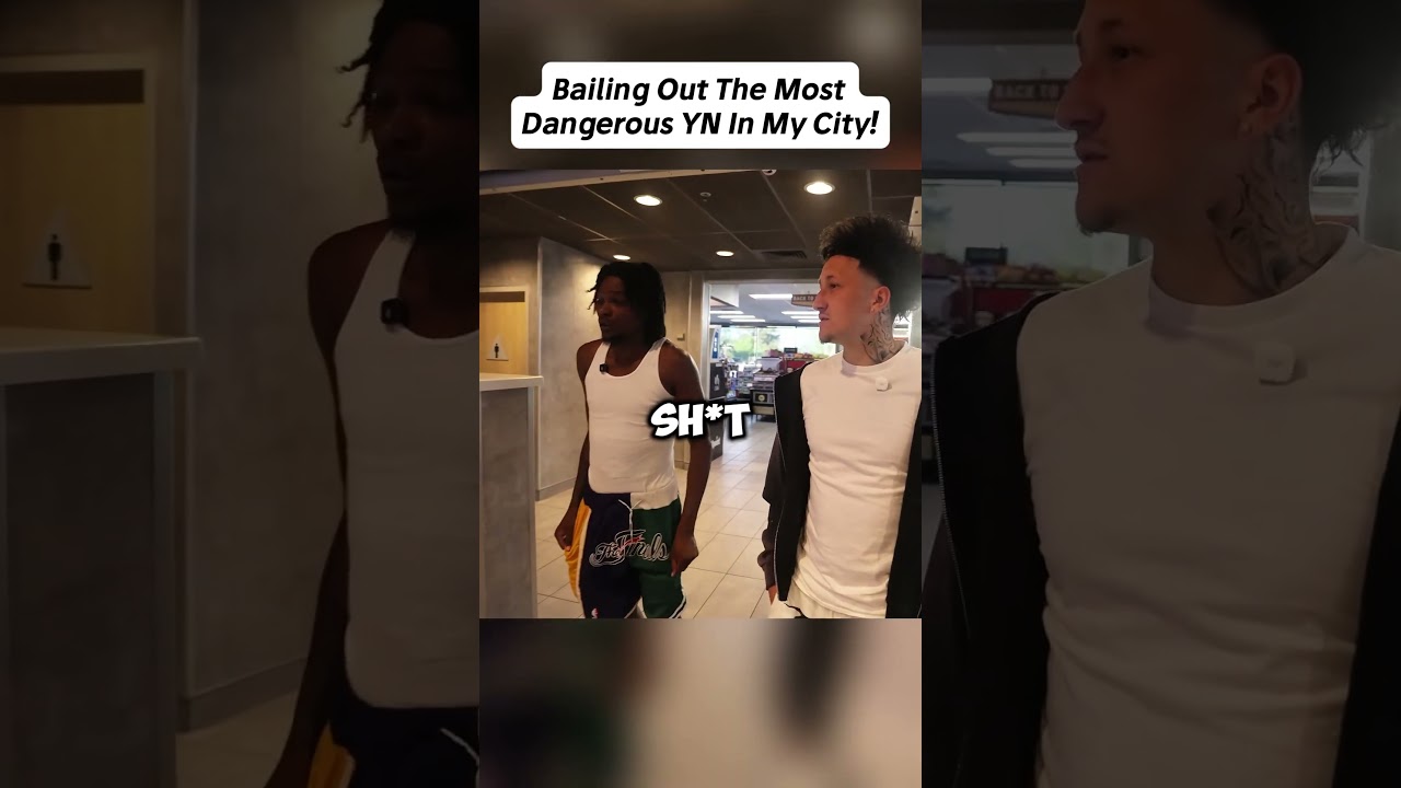 He going right back.🤣Part 1 #prank #funny #kjsmooth #bailing #socialexperiment
