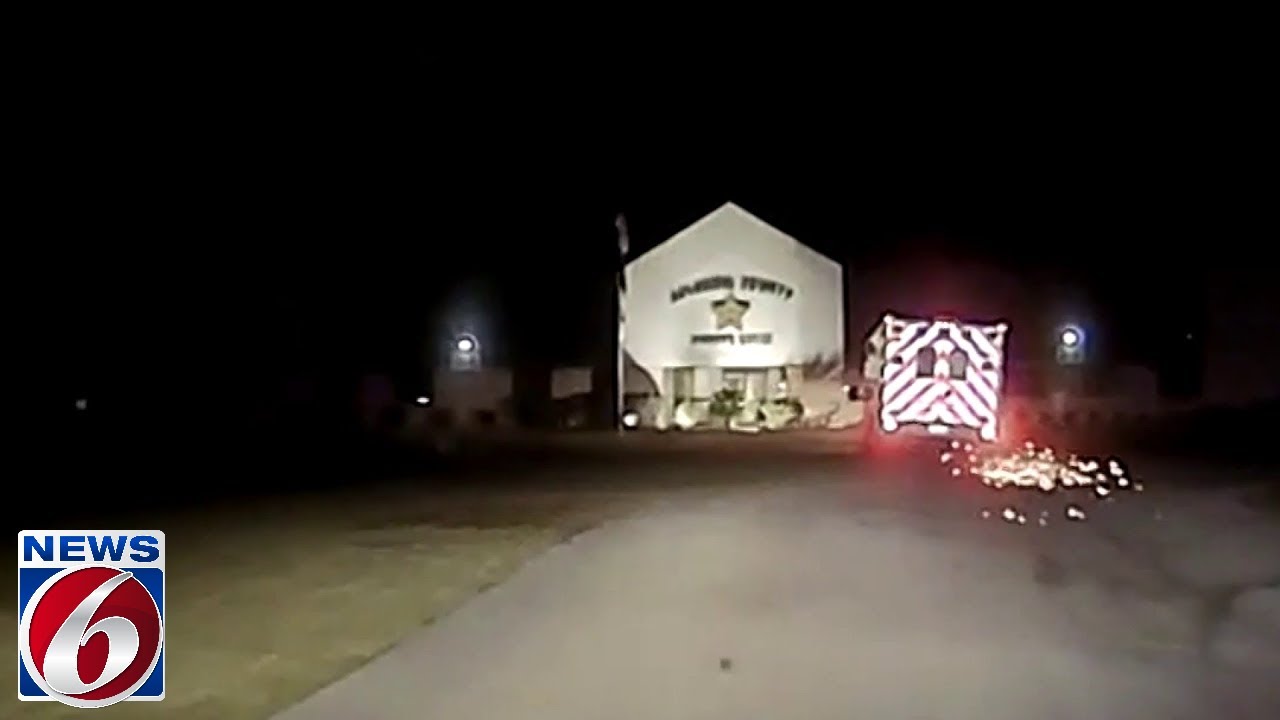 Video shows stolen ambulance leading Florida police on chase - YouTube