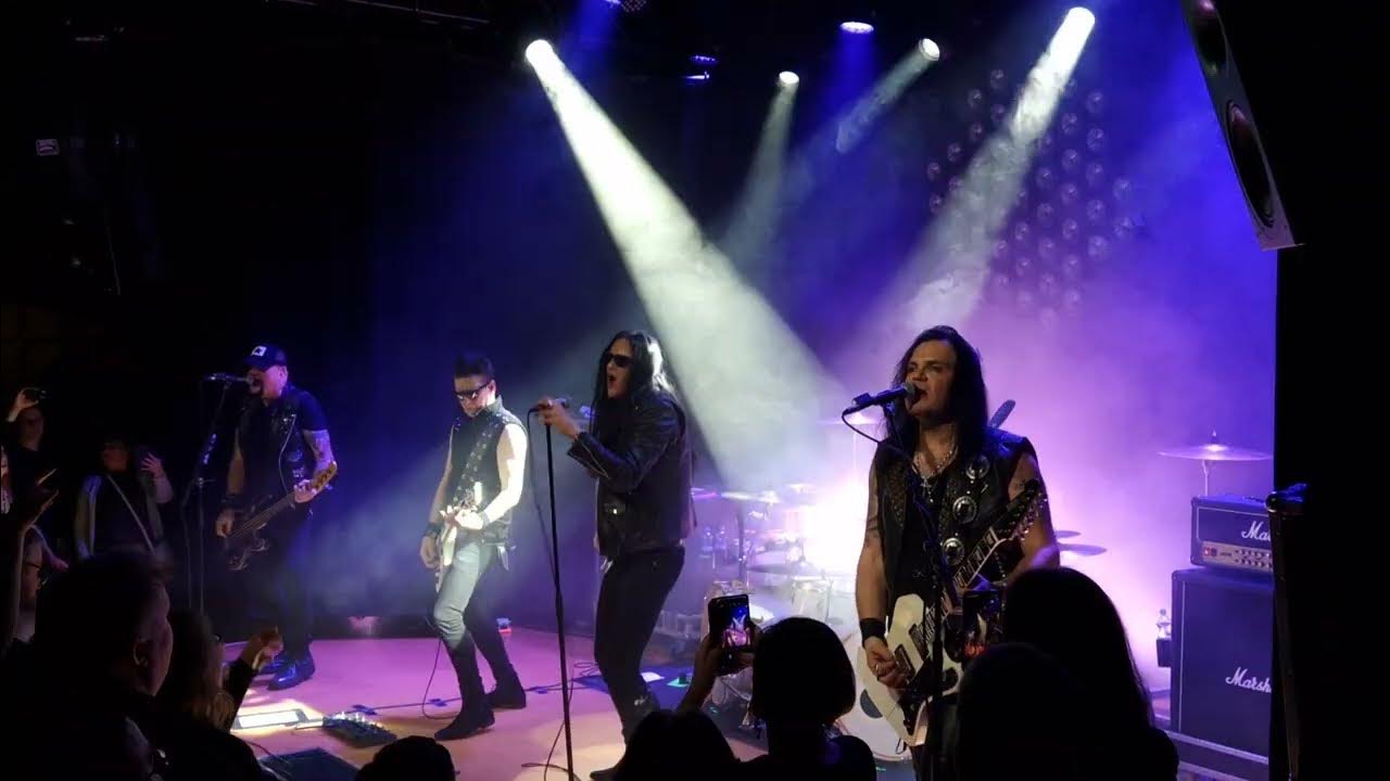 The 69 Eyes - Gotta Rock (live @ G Livelab, Tampere) HD The 69 Eyes - Gotta Rock (live @ G Livelab, Tampere) HD