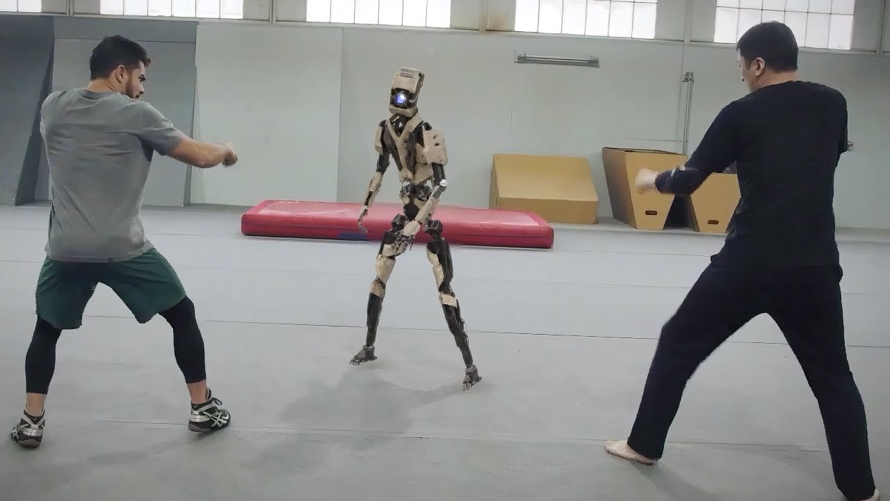 Amazing Robot Dance Battle | Robot Vall