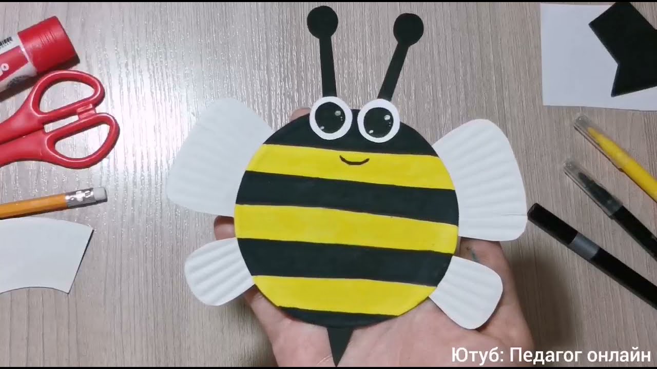 Пчела из бумажной тарелки. Поделки своими руками