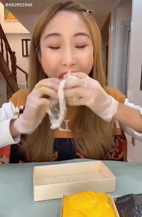 Crepe Roll Cake Eating Mukbang
