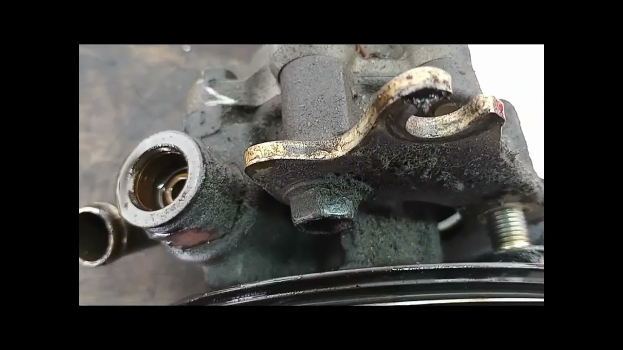 2005 Lexus rx330 (P/S pump leaking)
