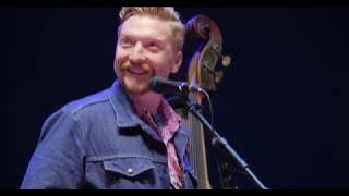 Tyler Childers with Town Mountain 'Down Low' LIVE in 4k @ Red Rocks Ampitheatre (Morrison, CO)