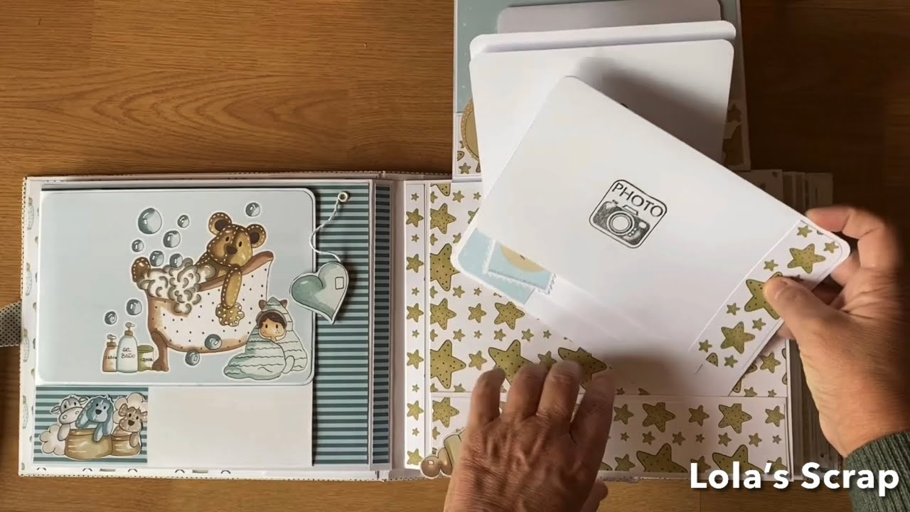 Álbum Primer Año Bebé con Papeles de Nuria Scrap & Tips