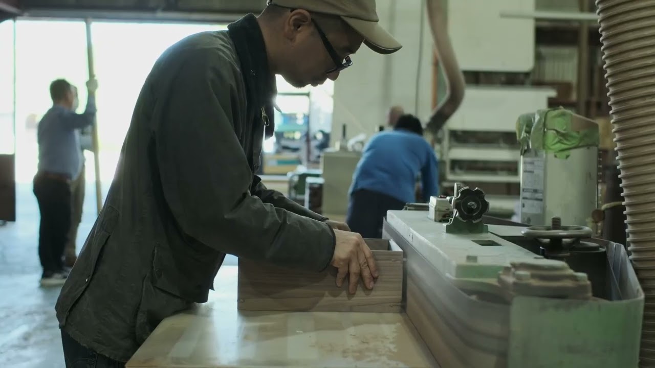 木製ユーティリティボックスの製造風景（ハイライト） | DENTO FAVROMADE Utility Box