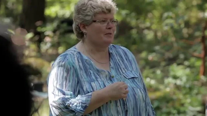 Paula Clements sizzle