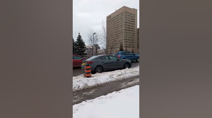 🚚 Ottawa Trucker Convoy Post Protest 👀 POV 👀 Laurier Bridge Towards Elgin 🚥 Traffic 🚥 🔙 🆙 Feb. 22🚚