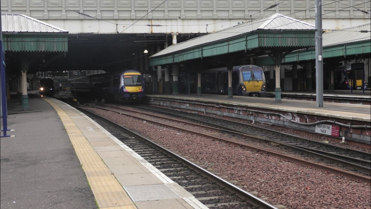 Trains at Edinburgh Waverley - 16/07/2024