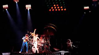 Queen - Body Language (Live Nagoya 1982) HQ Audio