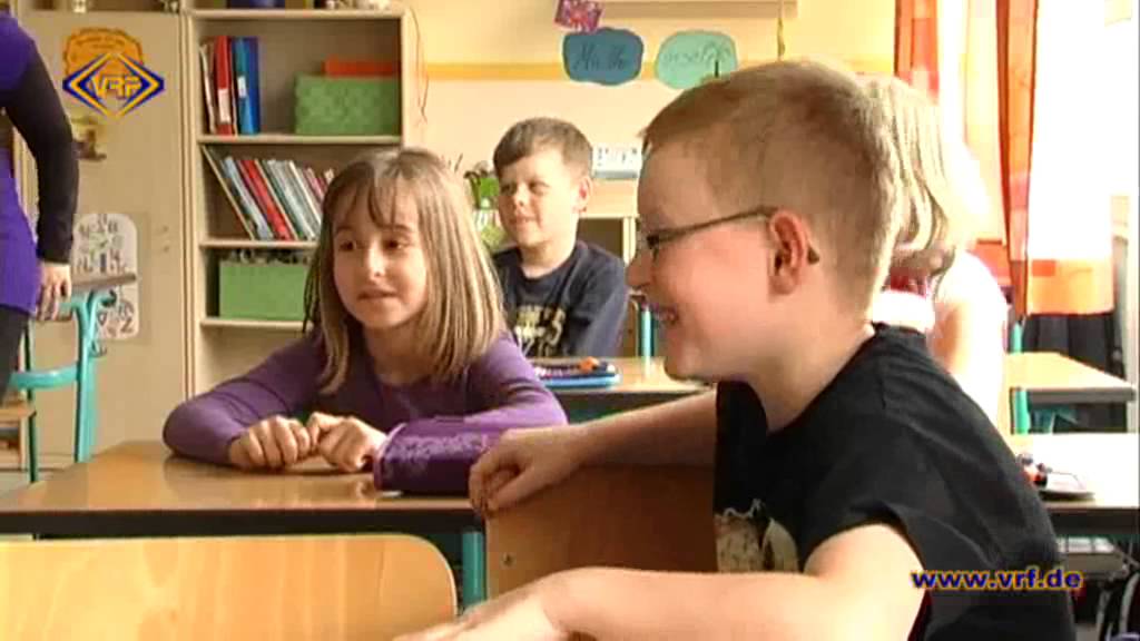 18/13 Hochdeutsch oder Dialekt -- Die 5. Vogtländischen Mundarttage