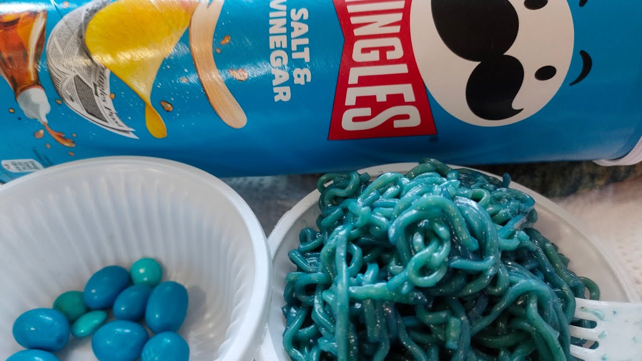 تحدي عشت يوم كامل باللون الازرق😱مشاهدة ممتعة 💙