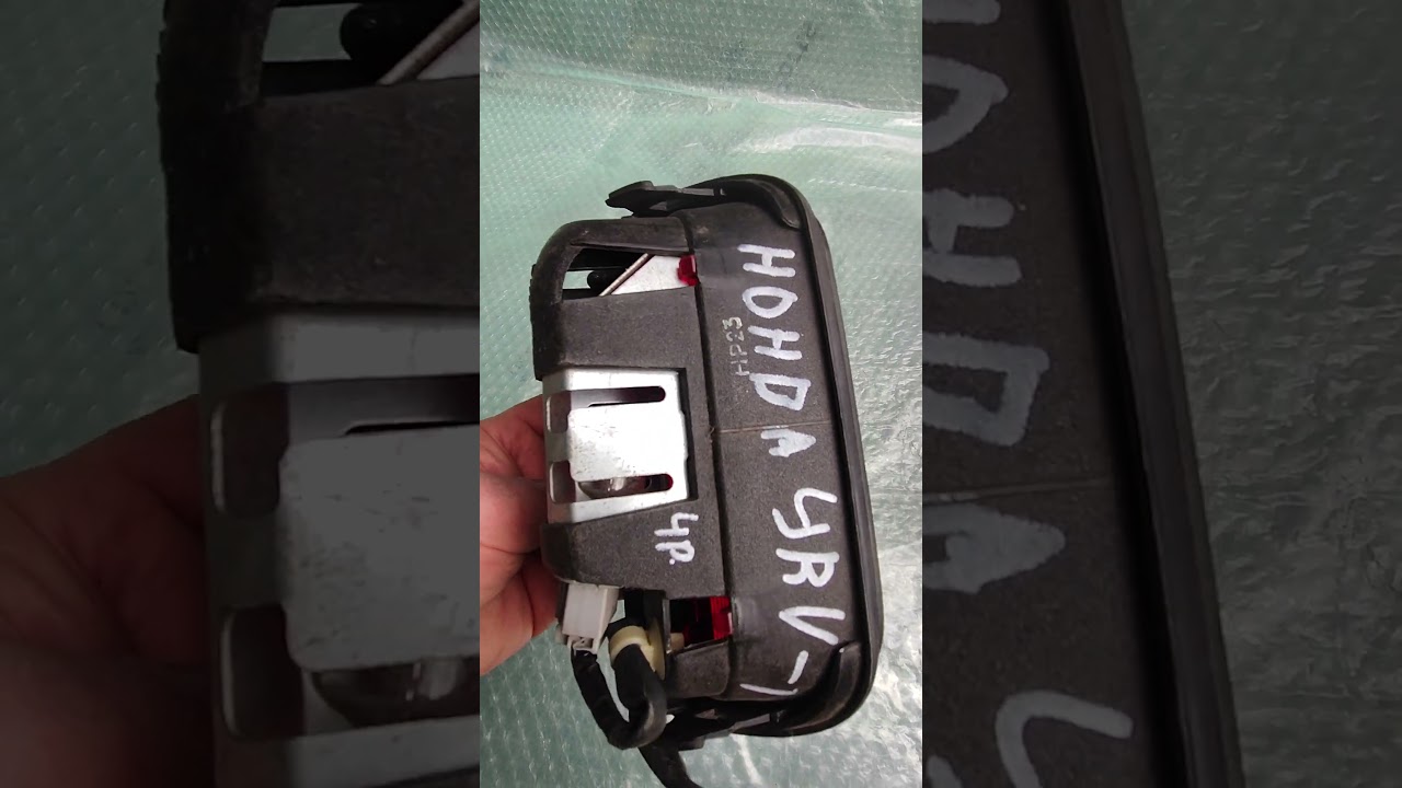 фонарь задний (стоп сигнал) для Honda CR-V 1996-2002