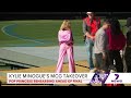 Kylie Minogue rehearses at MCG for grand final | 7NEWS