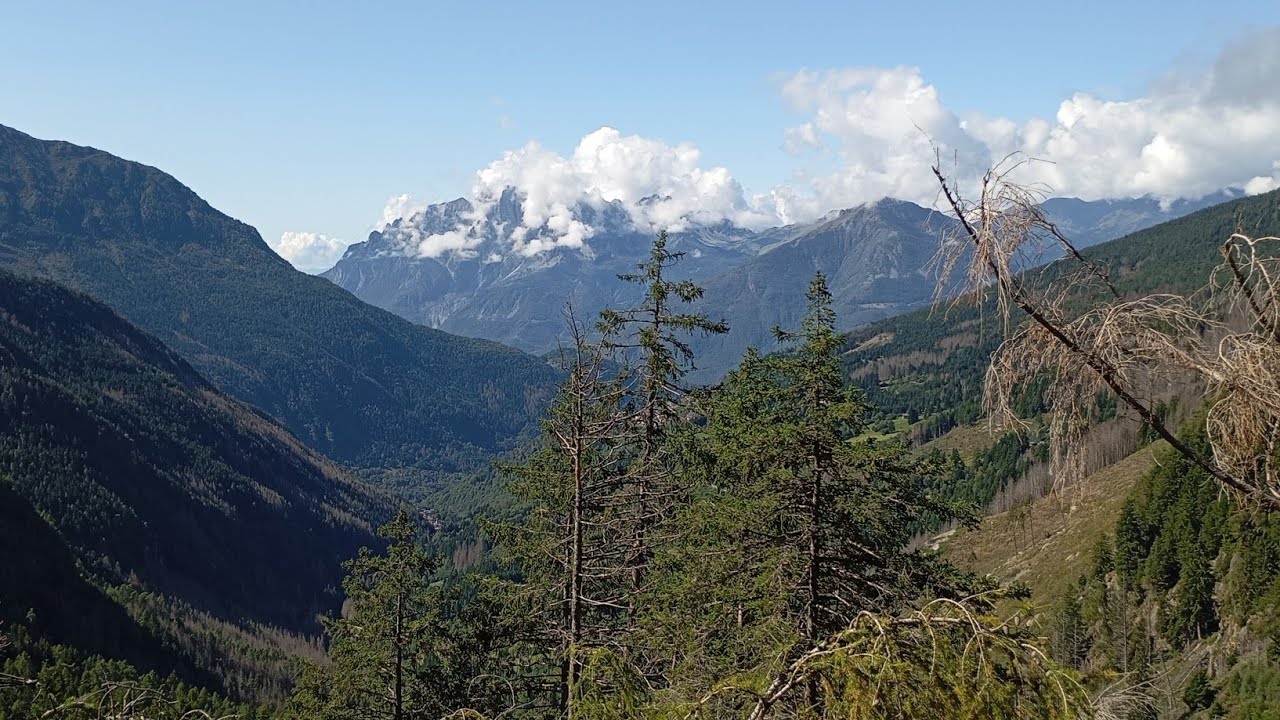  ANCIENT ROCK ART to 8,000 FT PEAK! Day 2 Val Camonica on the Ténéré 700 Rally |Broad Appeal+Action 