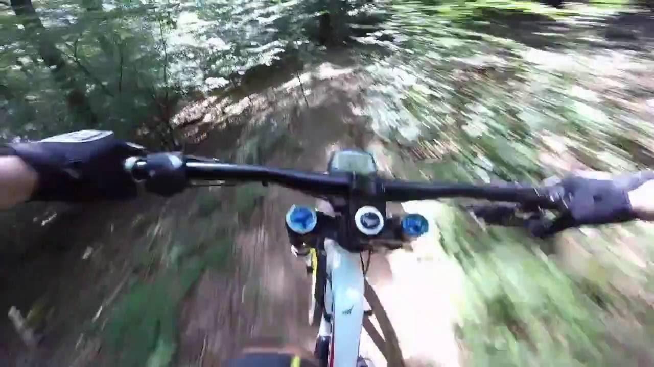 Haibike DWNHLL PRO- halb im Bild... Chestcam!