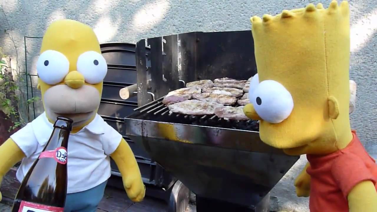 Homer Simpson grillt YouTube