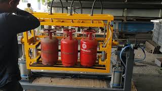 Lpg cylinder evacuation system for defective cylinder