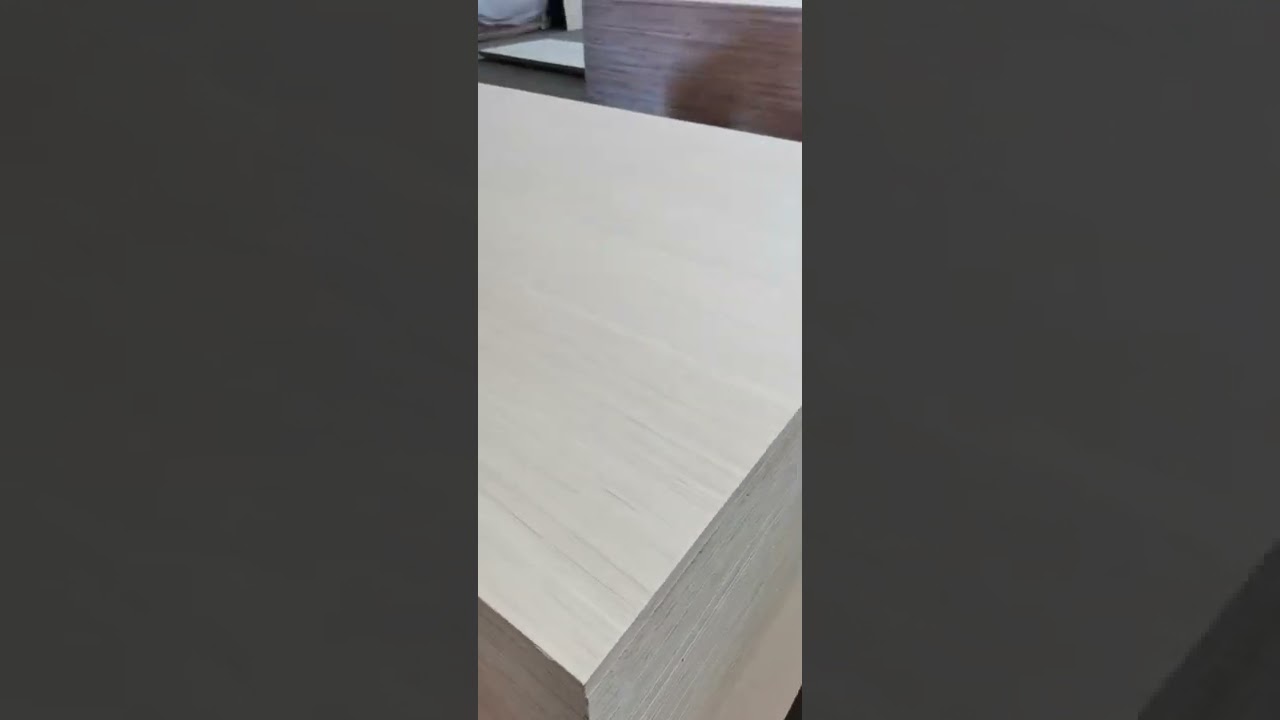 Light weight Plywood for Carvan, Camper Van, RV etc. (Paulownia Block Board with Recon Veneer)