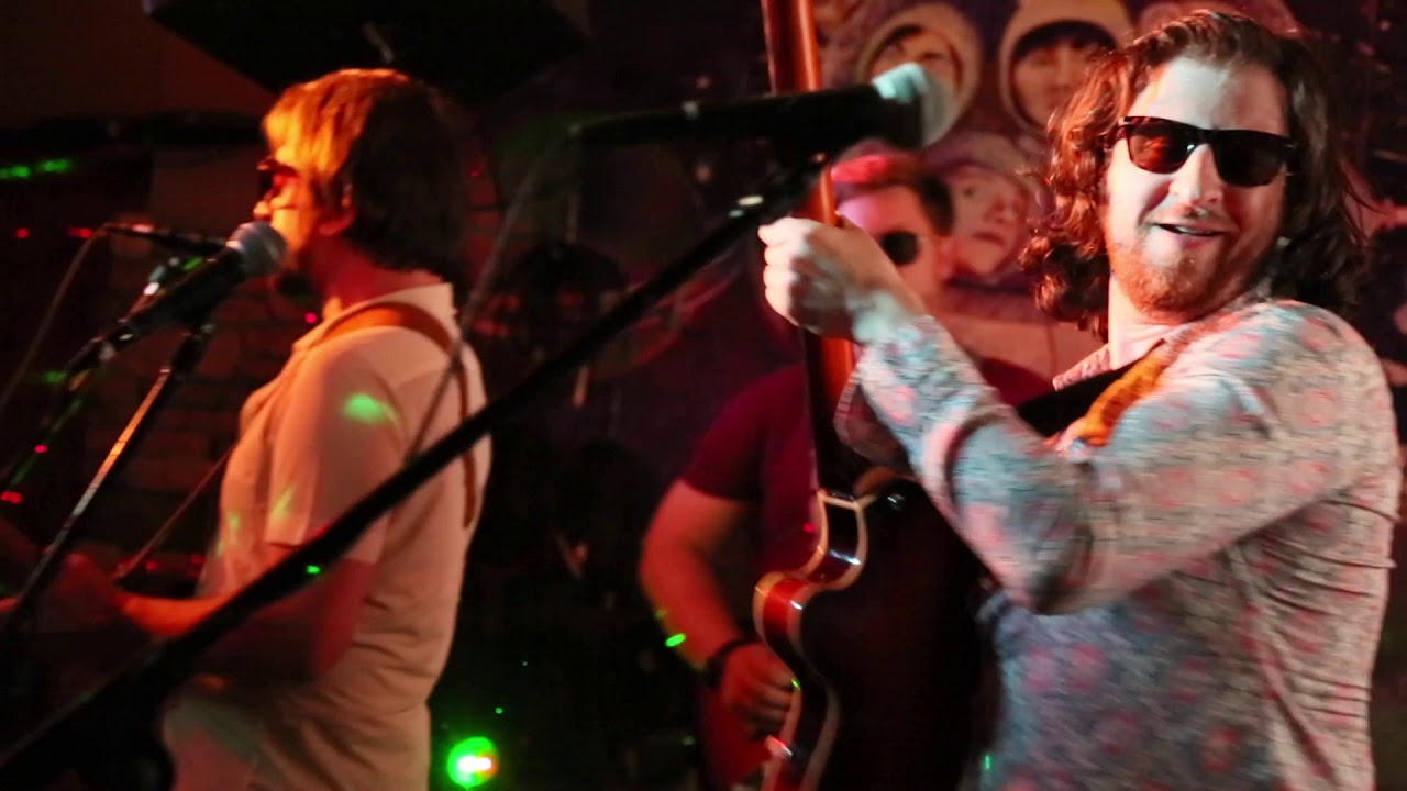 The Classic Hunt - Bottom's Up - Live at The Grape Room